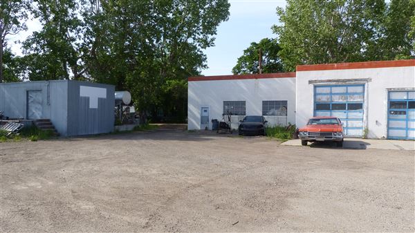 Locations Hub - Deanz Garage