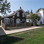 Lauder's Bakery & Residence - Fort Edmonton Park