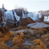Lundbreck Falls
