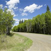 320 St W - Millarville, AB
